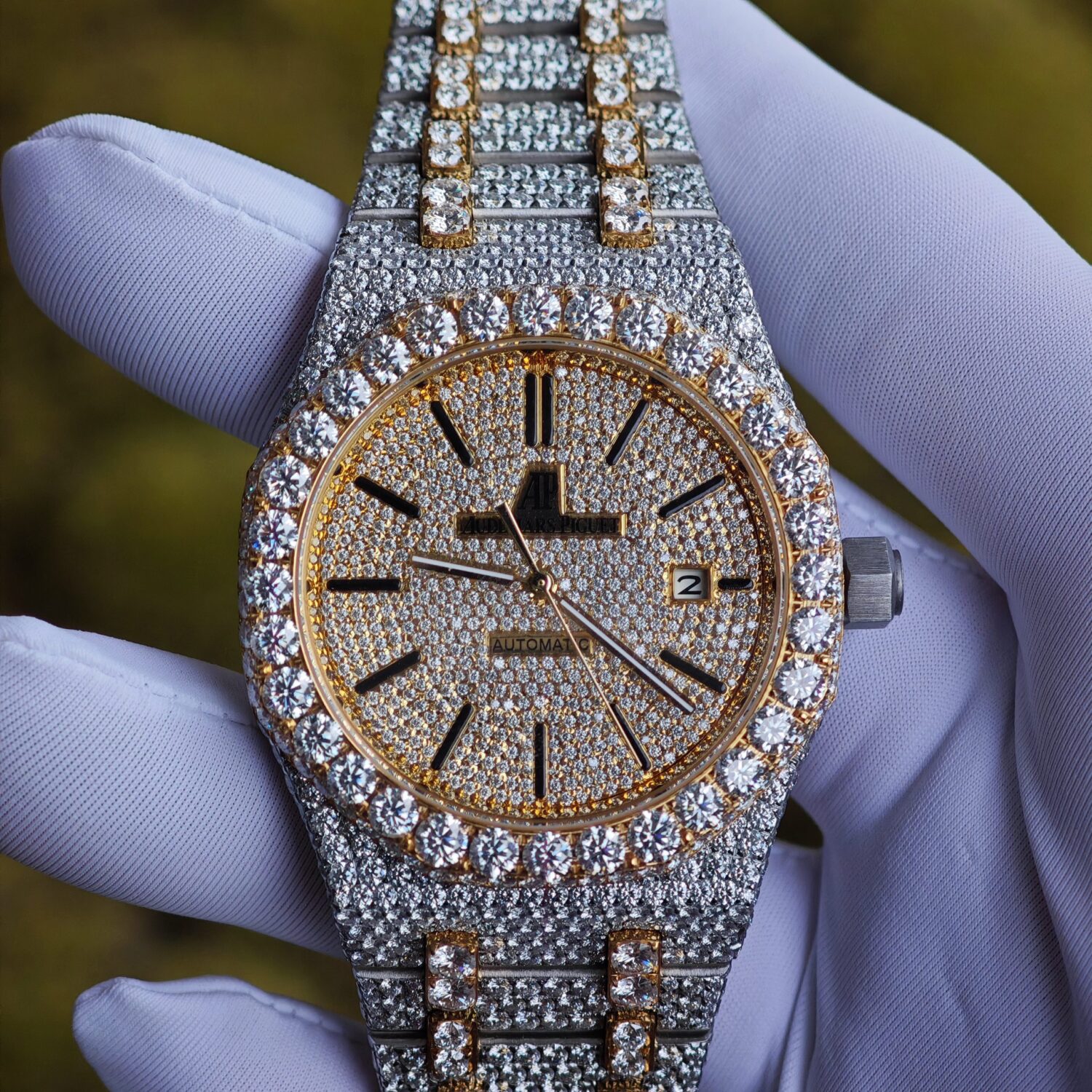 Customized all diamond Audemars Piguet AP15400, gold color scheme, case and strap handmade with natural diamonds using Swiss craftsmanship, customized all diamond dial, and the best 3120 integrated movement. — custom-built watch