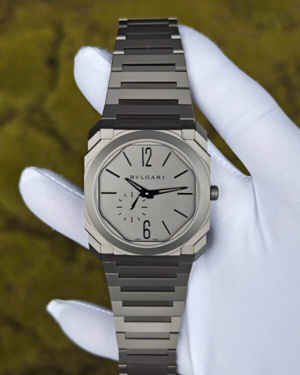 Customized Bvlgari OCTO series titanium watch, using high-quality titanium reference-accuratemold to customize the case and strap, using the best substitute hands, equipped with customized BVL 138 movement — custom-built watch