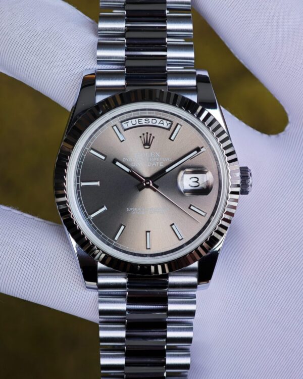 Rolex Day Date 228239 grey dial, heavy case, strap, electroplated 18K white gold craftsmanship, customized best alternative dial, hands, and date. 3255 integrated movement, assembled according to Swiss craftsmanship standards — custom-built watch