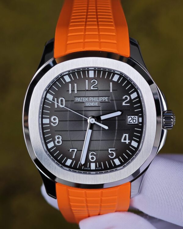 The Aquanaut 5167A is customized with the best imported replacement boards, pointers, and calendars. The case details are polished twice and a natural orange rubber strap is used. PPM324 integrated movement — custom-built watch