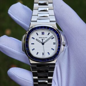 (Top Customization) Patek Philippe 5711/111P, original data reference-accuratecustomized case and strap, hand inlaid sapphire outer ring, customized best substitute for dial, pointer, calendar, and ACE324 integrated movement — custom-built watch