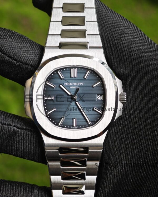 (Advanced Customization) 1: 1. Best Customization Patek Philippe 5711 Blue Dial, Best Alternative Needle Calendar Customization, PPM324 Integrated Movement Customization, Secondary Polishing and Grinding of Case and Strap — custom-built watch