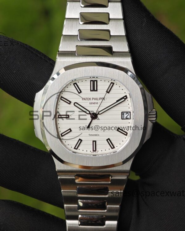 (Top Customization) Patek Philippe 5711/1A Tiffany Double Signature White Dial, Original Data reference-accurateCustomized Case and Strap, Customized Best Alternative Representative Plate, Pointer, Calendar, and ACE324 Integrated Movement, — custom-built watch