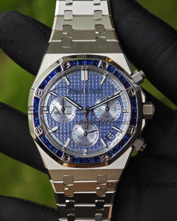 Customize AP Royal Oak 26240BC, customize the best alternative blue dial, date display, and substitute hands, hand inlaid with jewelry grade natural sapphire outer ring, CNC reference-accuratecustomized case strap and clasp, currently the best 4401 integrated movement — custom-built watch