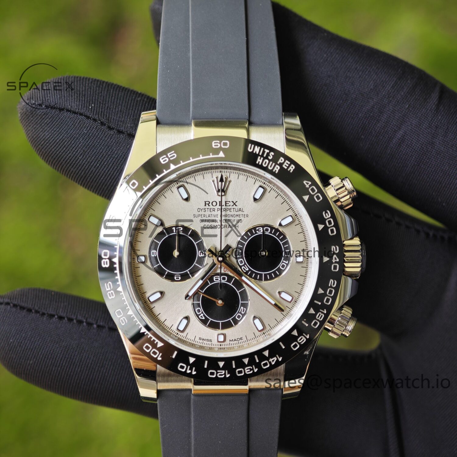 Rolex Daytona 116519 customized with the best alternative outer dial and hands on the market, equipped with Dandong 4130 movement and natural black fluororubber strap — custom-built watch