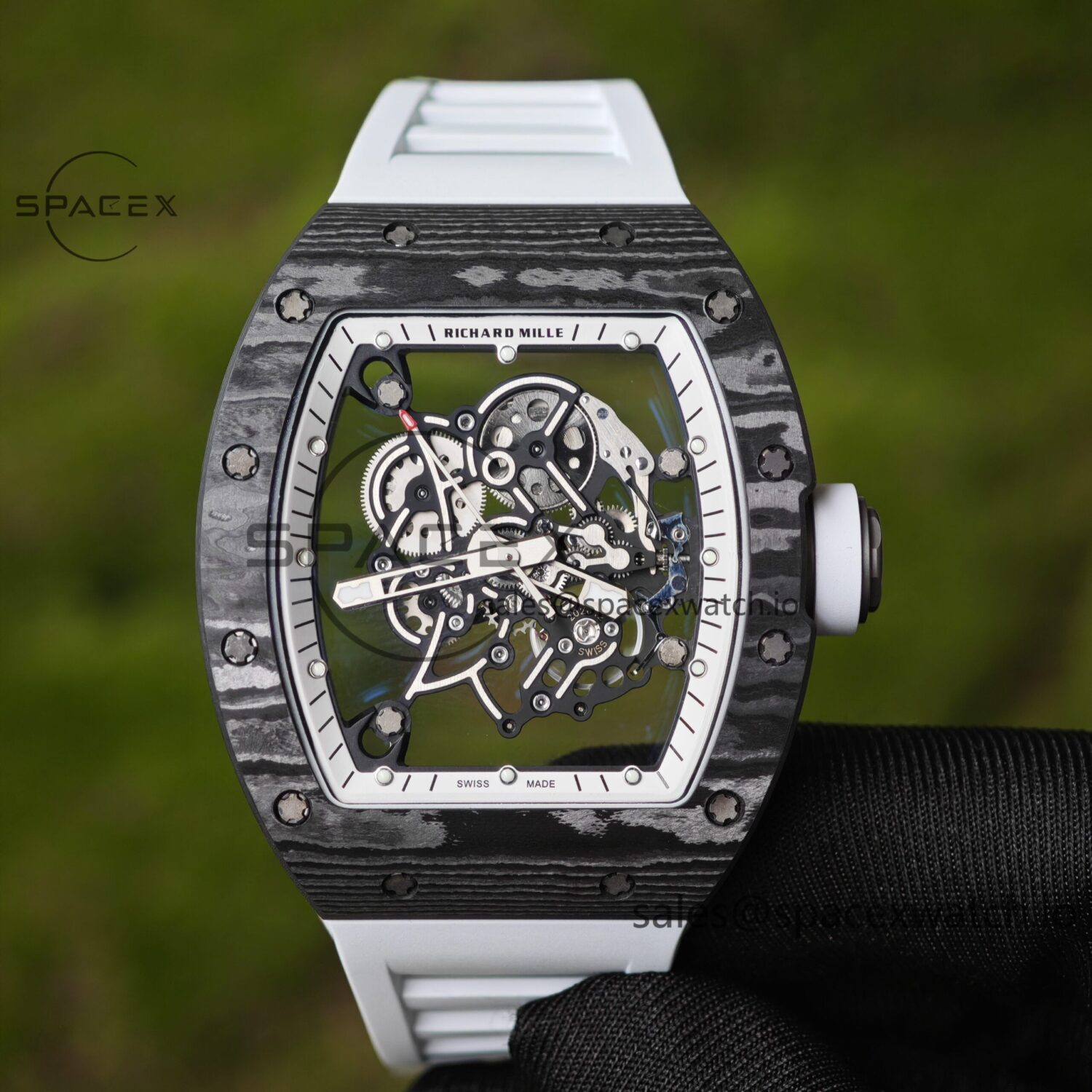 Richard Mir RM055 (Americas only), original data reference-accuratecustomized best carbon fiber material case, genuine Parmigiani movement modified RMUL2 movement, white natural rubber strap, high transparency curved sapphire crystal, titanium buckle — custom-built watch