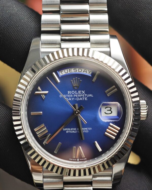 Rolex Day Date 228239 Blue Roman numeral dial, GM weighted case, THB strap, dial correction, hands polished twice, total weight 196g, 3255 integrated movement — custom-built watch
