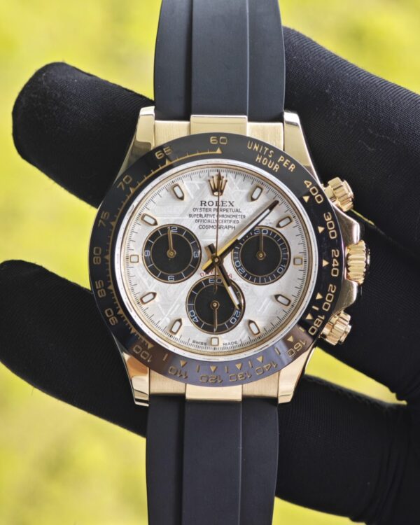 Daytona 116518 customized reference-accurate meteorite dial, best substitute hands, CNC customized 18K pure gold case clasp, with Oysterflex strap, Dandong 4130 movement — custom-built watch
