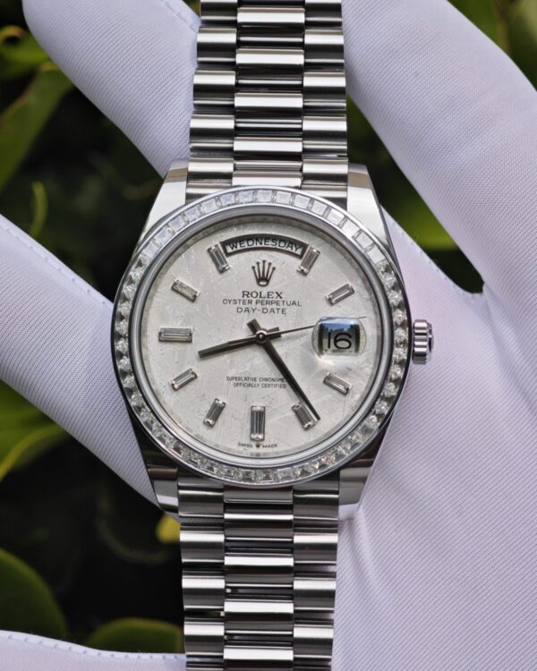 Rolex Day Date 228396 meteorite dial, weighted case, custom real meteorite diamond dial, hand inlaid diamond outer ring, electroplated with 18K white gold technology, 3255 integrated movement — custom-built watch