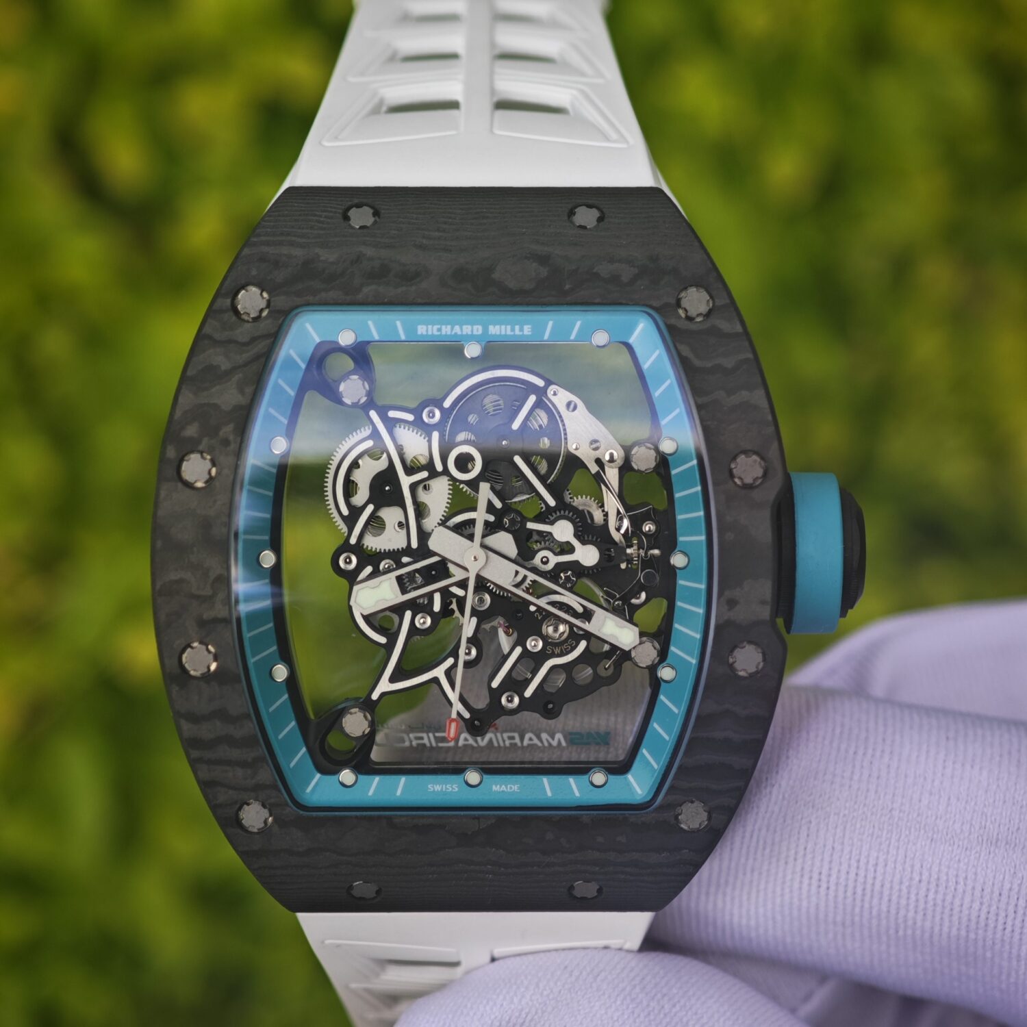 Richard Mir RM055 (Abu Dhabi), original data reference-accuratecustomized best carbon fiber material case, latest version APRFParmigiani movement modified RMUL2 movement, white natural rubber strap, high transparency curved blue film coated sapphire crystal, titanium buckle — custom-built watch