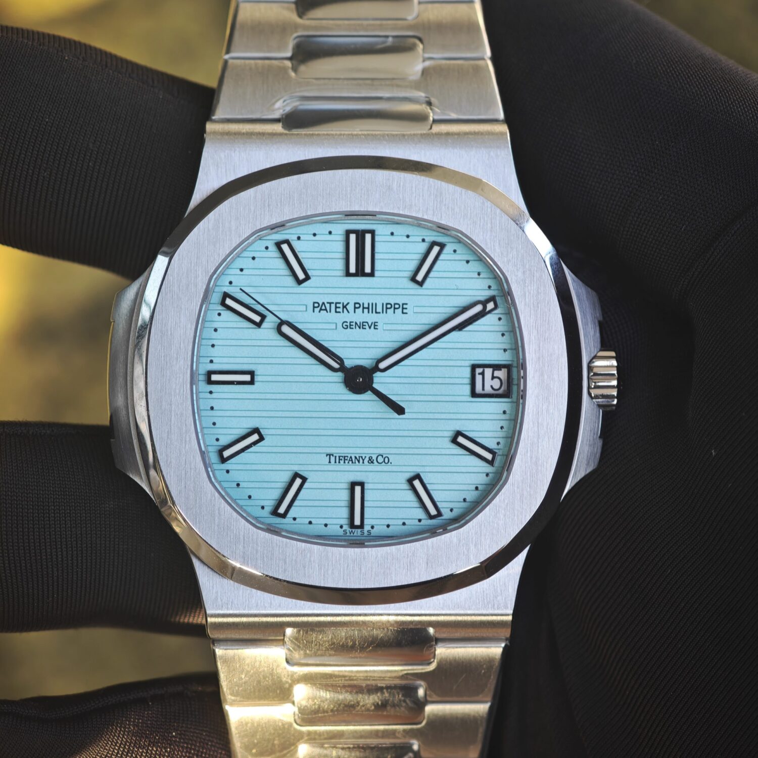PPF version Patek Philippe 5711 Tiffany blue dial, dial and hands undergo secondary adjustment and refinement, Dandong 324 integrated movement — custom-built watch