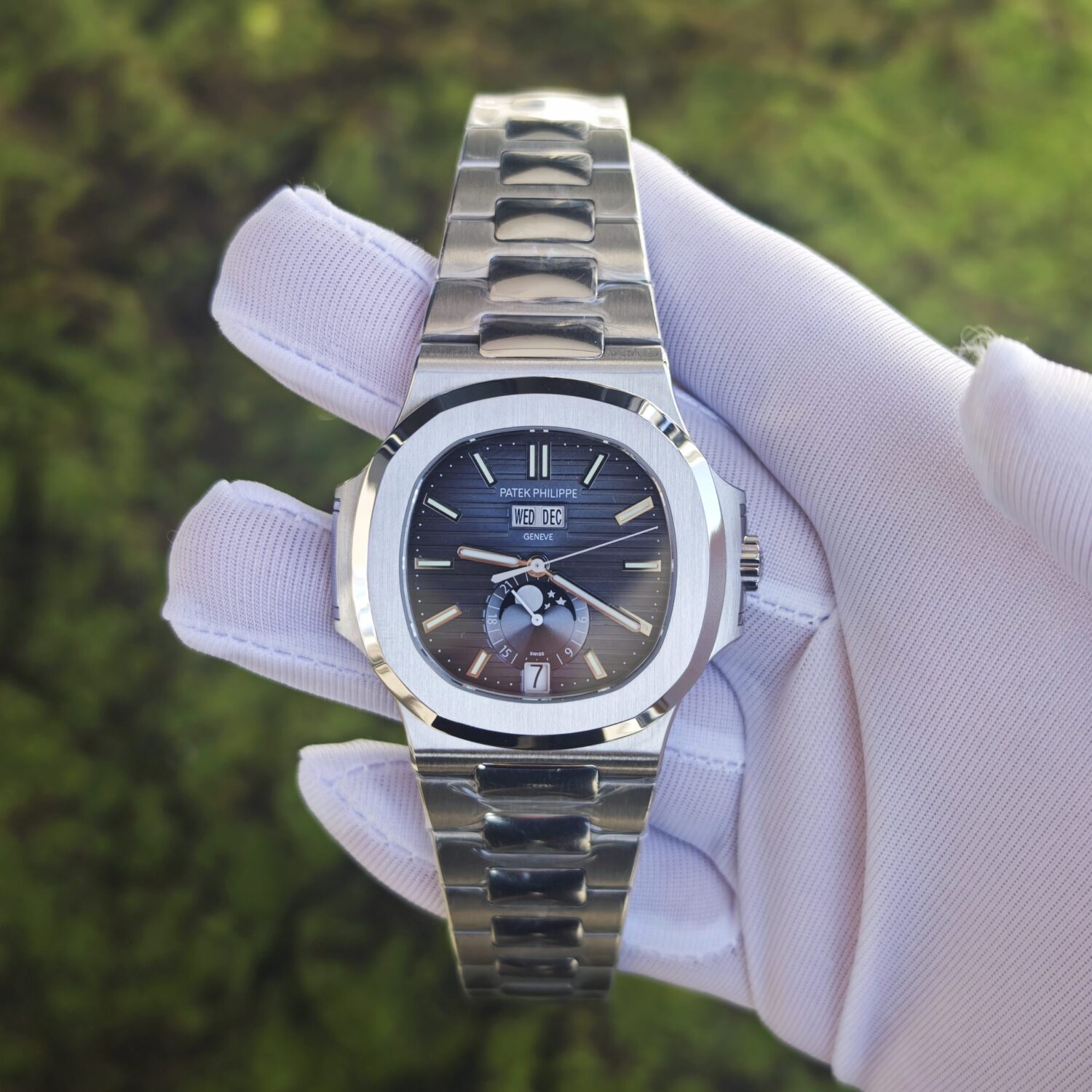 Customized Patek Philippe Nautilus P5726 Calendar | ACE Full featured Movement, equipped with quadruple cardless balance wheel and pure gold automatic tourbillon as standard, all functions are truly usable, and comes with a reference-accuratecustomized case and strap — custom-built watch