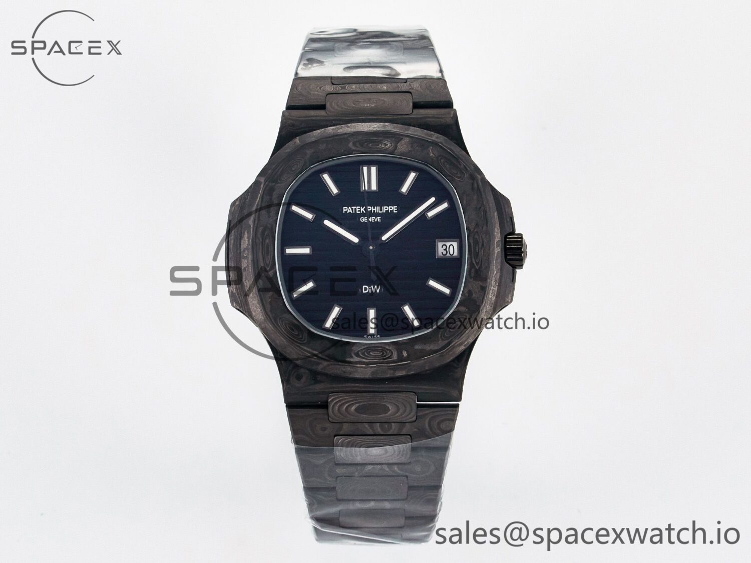 NAUTILUS 5711 DIW CARBON DIWF reference-accurate BLACK TEXTURED DIAL ON CARBON BRACELET 324CS — custom-built watch
