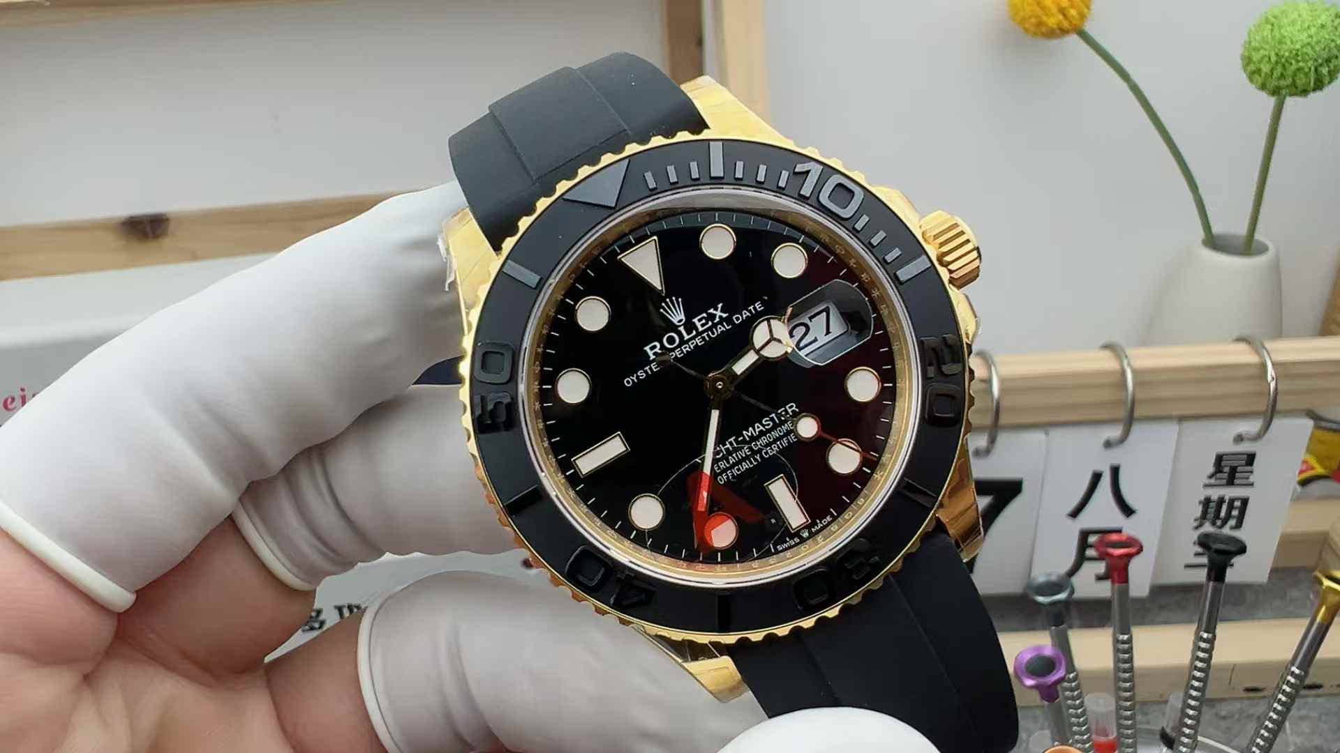 VS Factory Rolex gold yacht ceramic ring rubber strap black plate