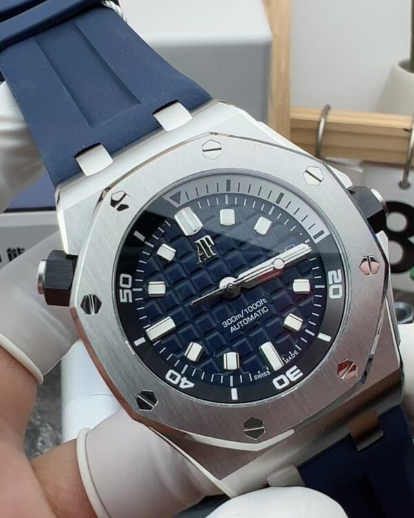 IP Audemars Piguet Royal Oak 15720 Rubber Band Blue Disc