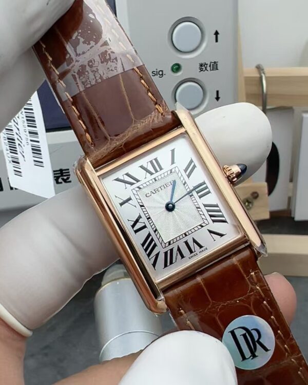 DR Cartier tank alligator skin