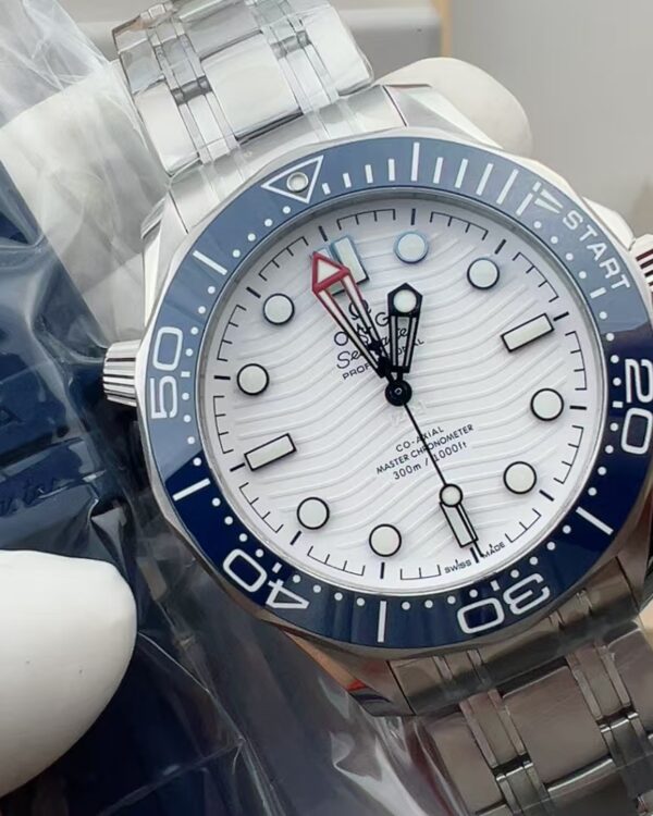 VS Omega Seahorse 300 America's Cup Steel Belt White Plate