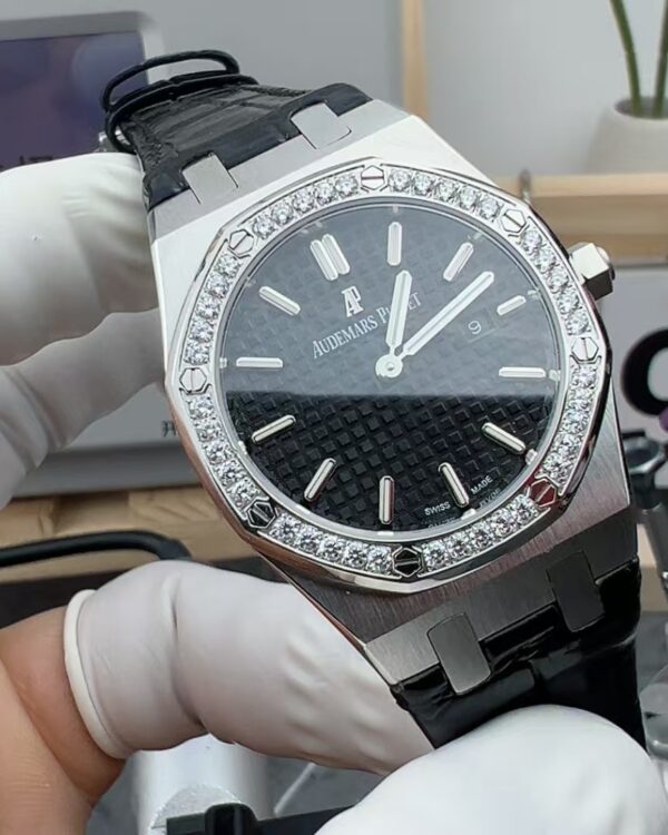 GR Audemars Piguet Royal Oak   Belt black plate
