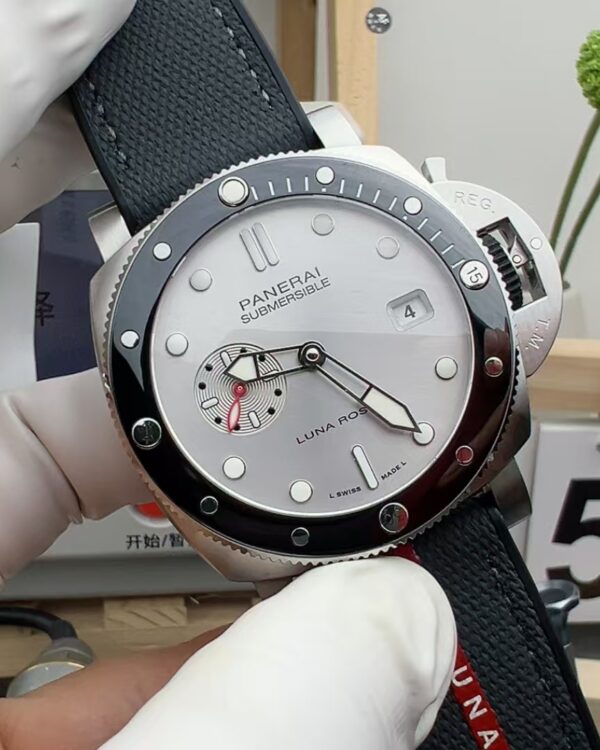 VS Panerai 1681 rubber strap white plate
