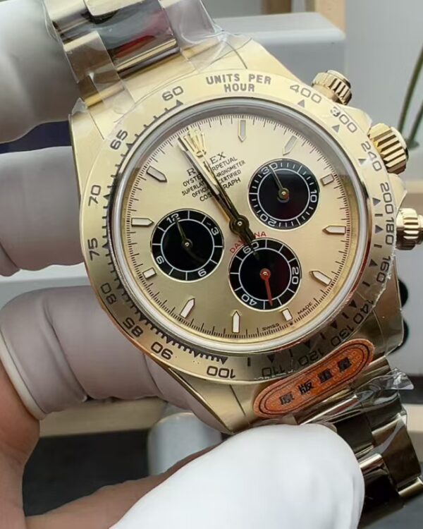 CBD Rolex Daytona Gold Yu Wenle