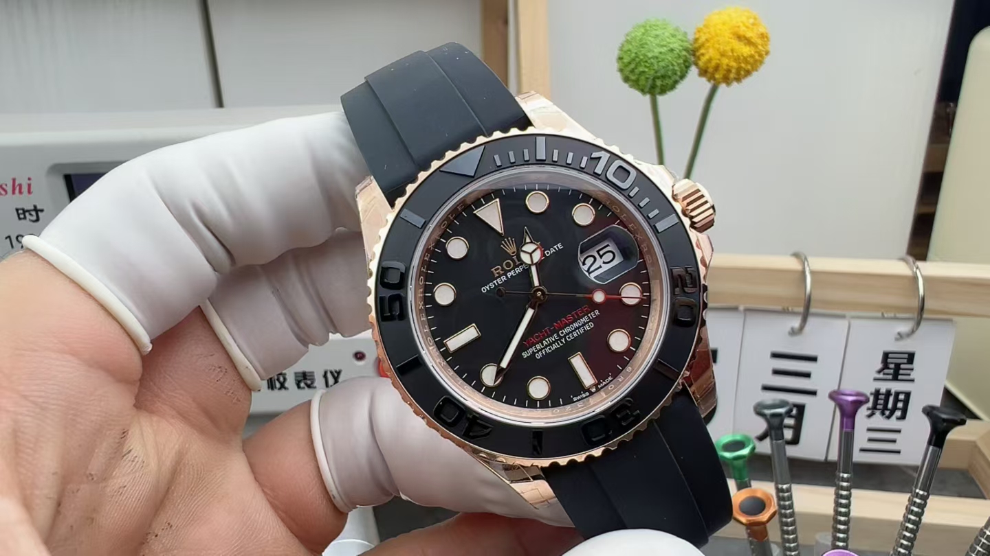 VS Rolex 40mm rose gold yacht tape