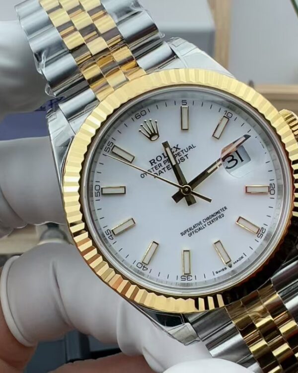 VS Rolex Gold White Disc Log 126333 White Disc