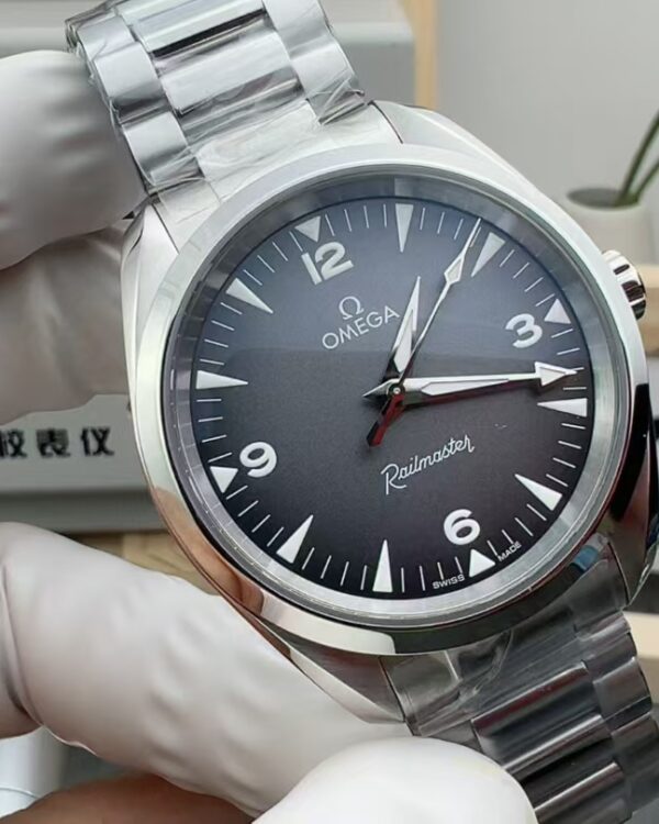 VS Omega's new seahorse 38MM steel strip black plate