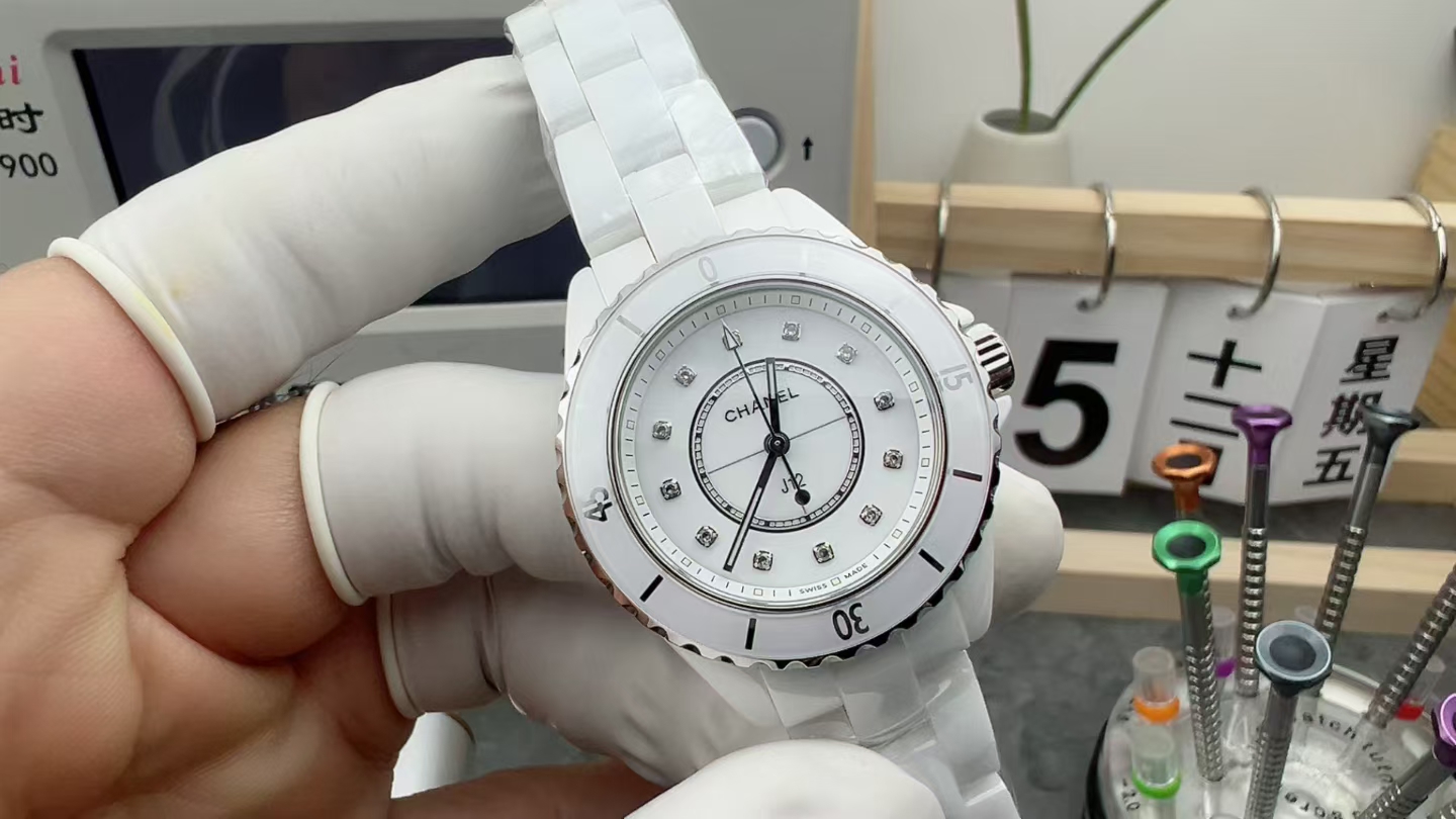 XF Chanel J12 white plate white ceramic