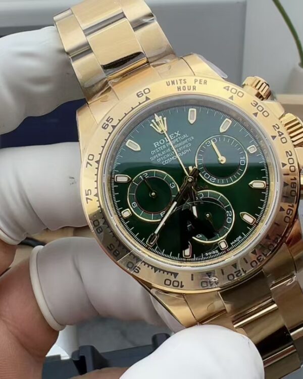 VS Rolex 4130 Calibre Green Kindi green disk