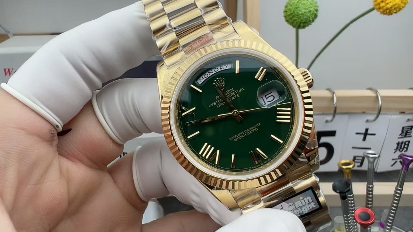 QF Rolex Counterweight Gambling Table Green Steel Belt Green Plate