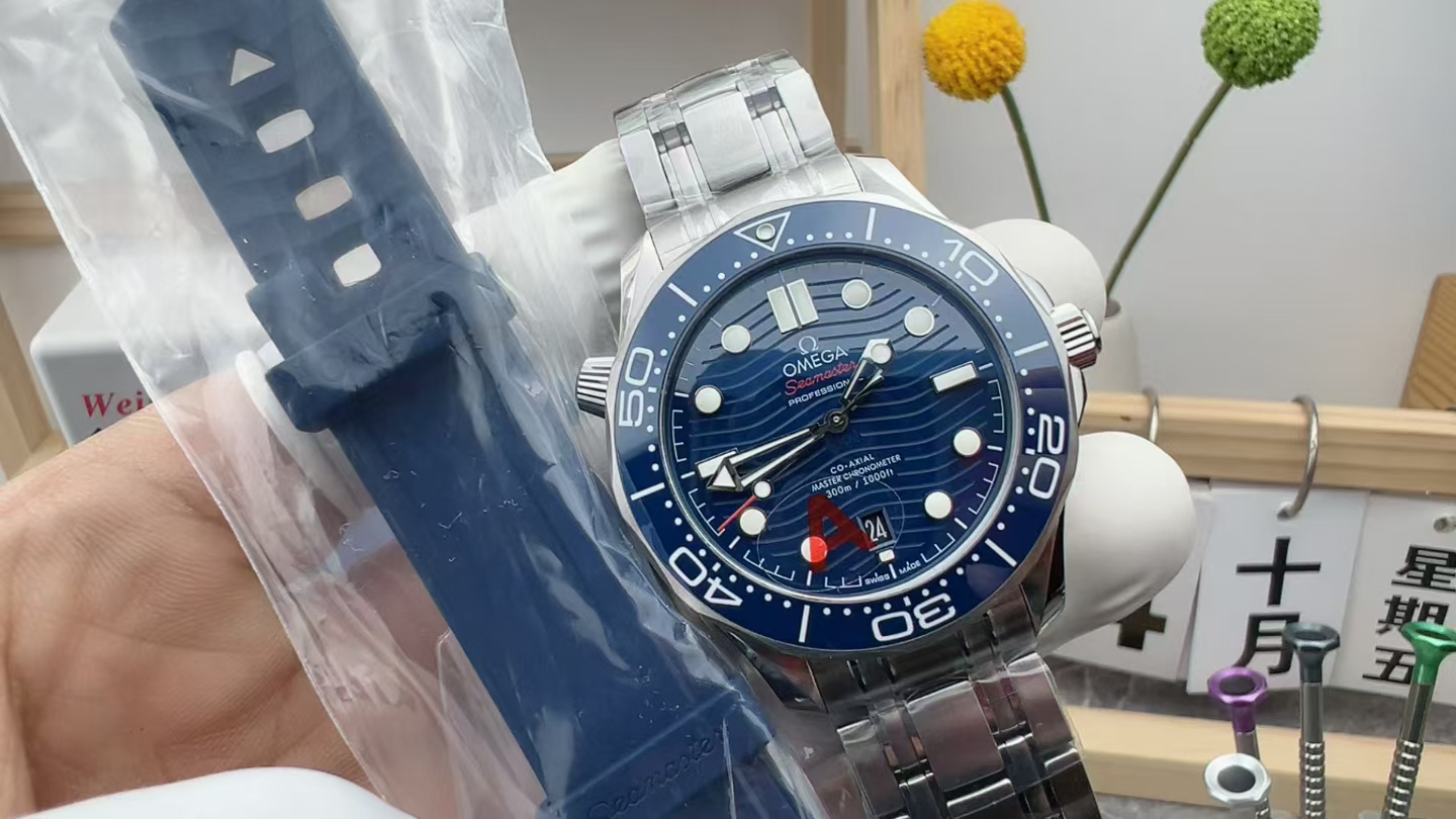 VS Omega Blue Disc Seahorse 300 Steel Strip