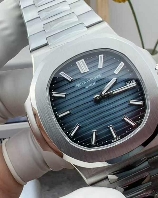 3K Patek Philippe blue plate Nautilus 5711 steel strip