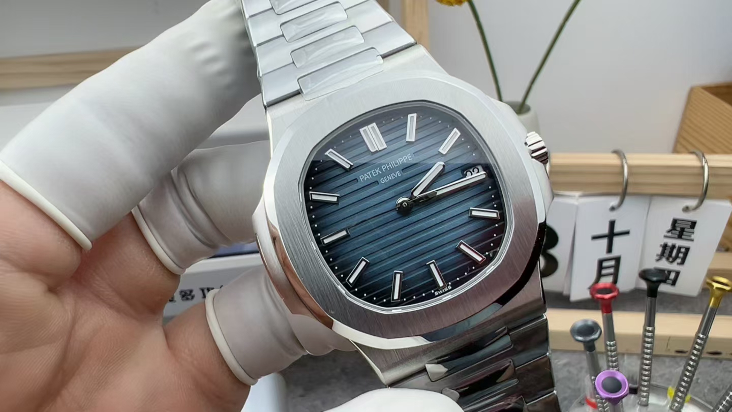 3K Patek Philippe blue plate Nautilus 5711 steel strip
