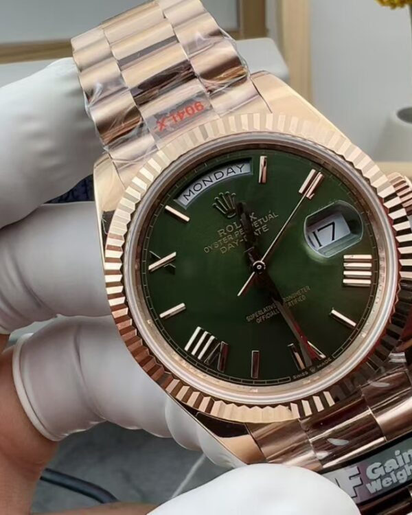 QF Rolex Gaming Table Green Steel Belt Green Plate