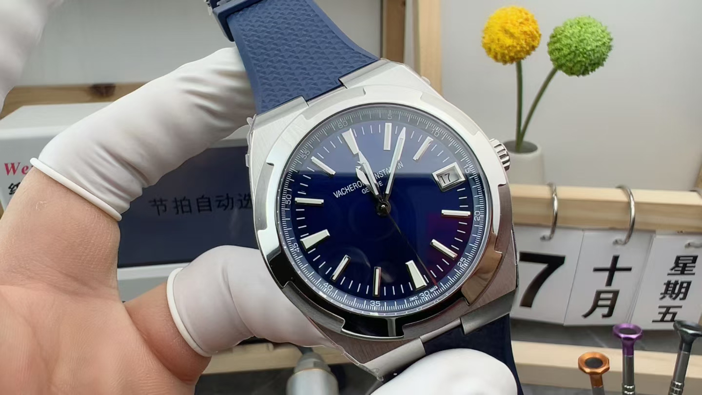 8F Vacheron Constantin 4500V rubber strap blue disc