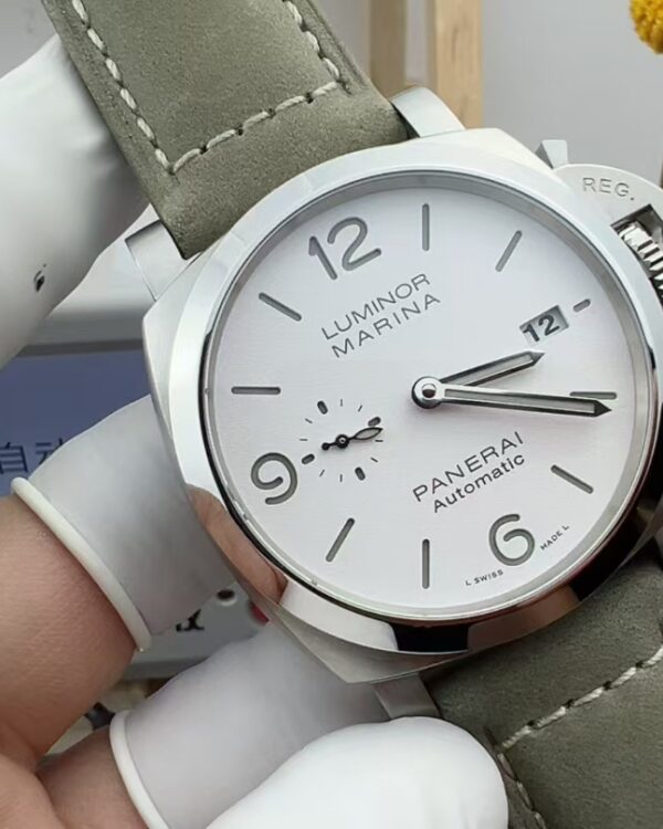 VS Panerai 1314 belt white disc