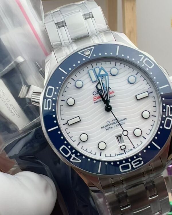 VS Omega Winter Olympics Seahorse 300 Steel Belt White Plate