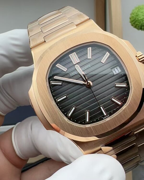 3K Patek Philippe rose gold 5711 steel strip black plate