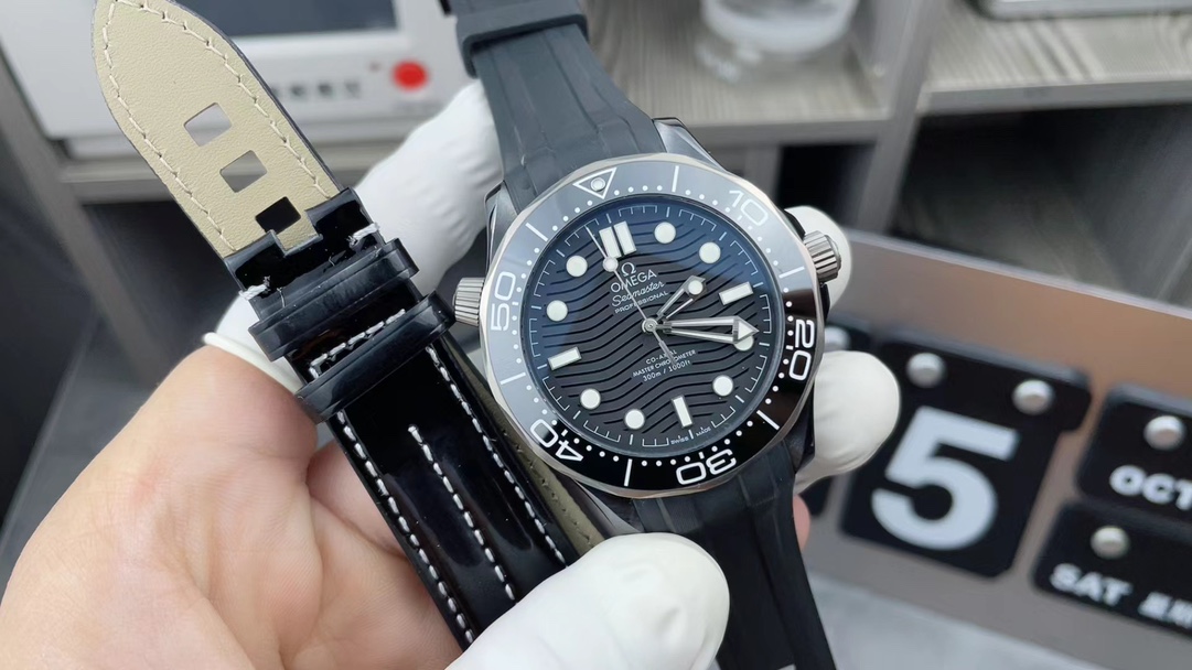 VS Omega Titanium Ceramic Seahorse 300 Rubber Strap Black Plate