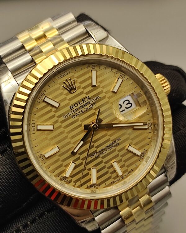 VS Rolex Gold Log 41MM Steel Strip