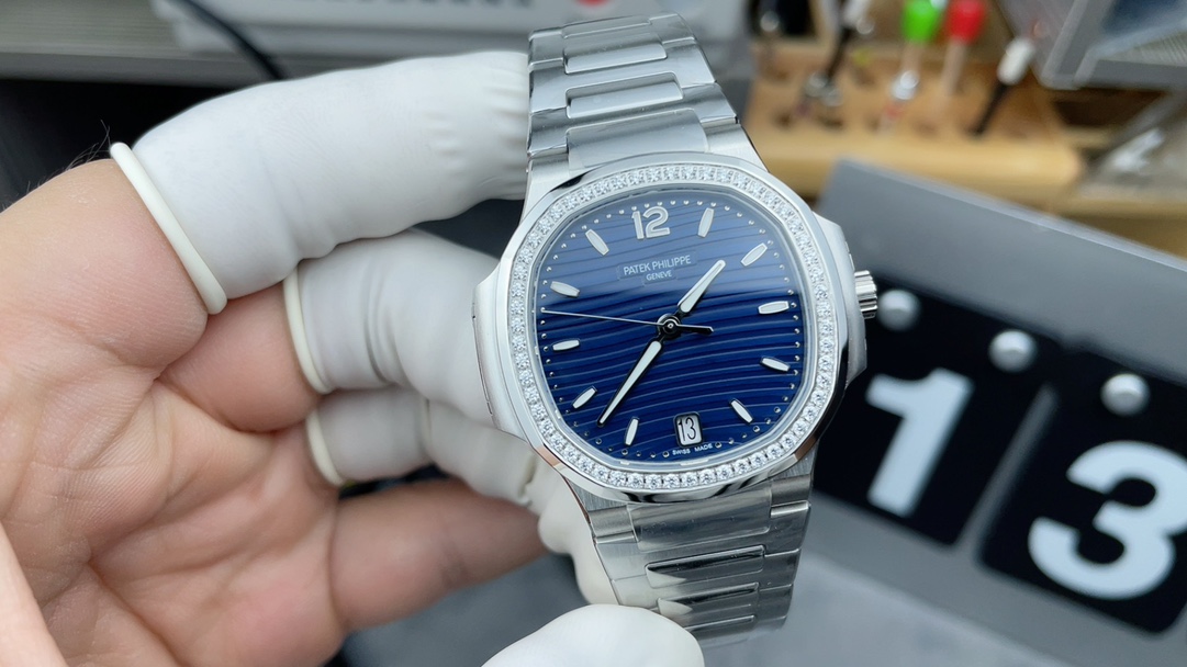 3K Patek Philippe diamond ring blue-faced female parrot 7118 steel strip blue plate