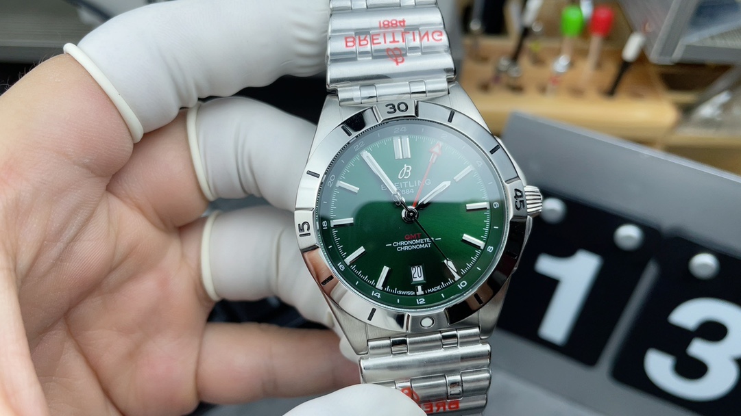 BLS Breitling Two Places Steel Belt Green Plate