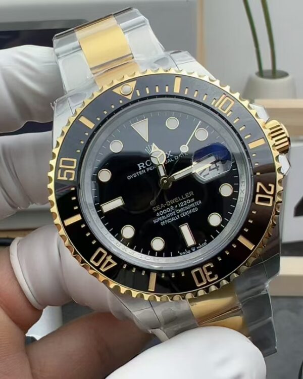 V9 Rolex Golden Ghost King Steel Belt Black Plate