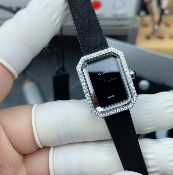 BV Chanel rubber strap black plate