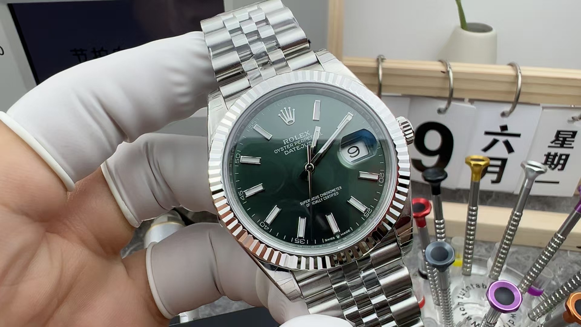 VS Rolex 126334 Green Disc Log Steel Belt Green Disc