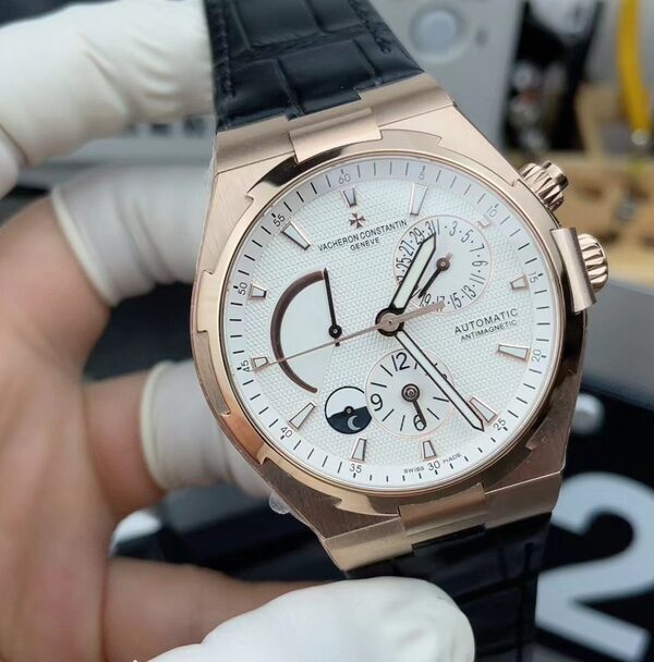 TW Jaeger-LeCoultre Geography Master Belt White Disc