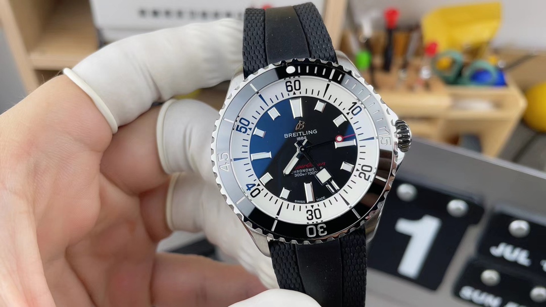 BLS Breitling marine rubber strap black and white disc