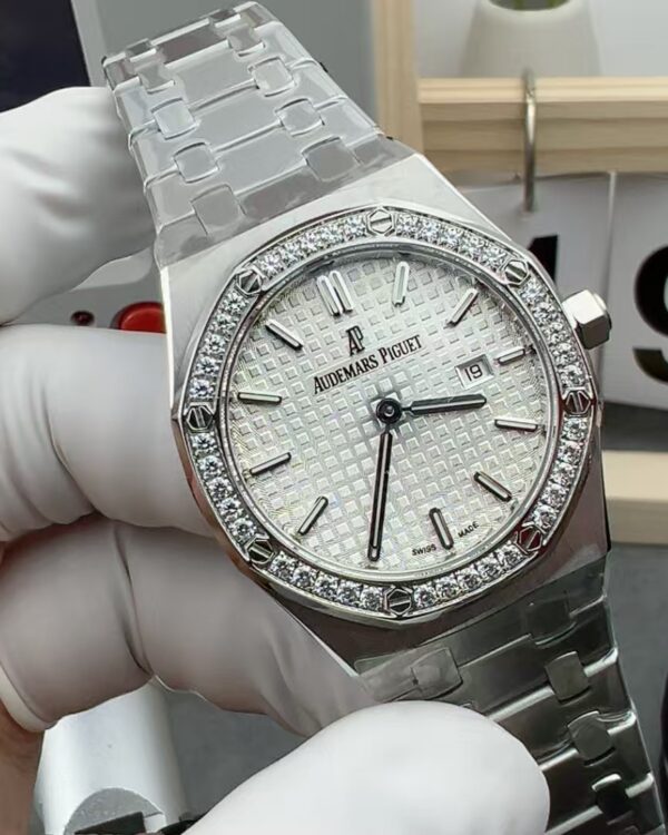 V7 Audemars Piguet diamond ring female 2407 steel strip white plate