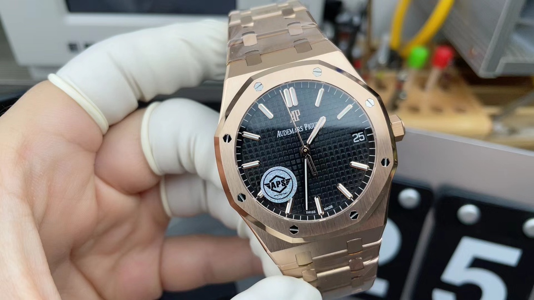 APS Audemars Piguet Rose Gold 15500 Black Plate