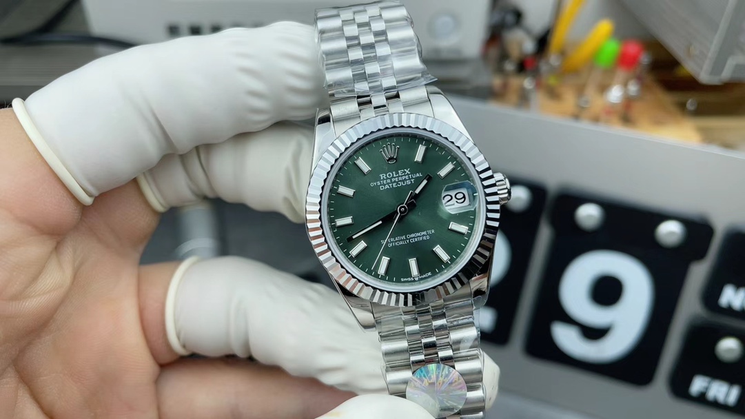 A+ Rolex Women's Diary Five-Beaded Strap Green Plate